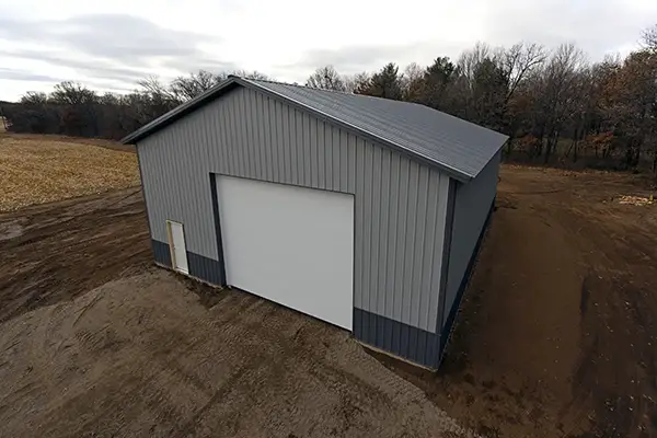Custom residential pole building and structural addition construction in Oak Grove MN